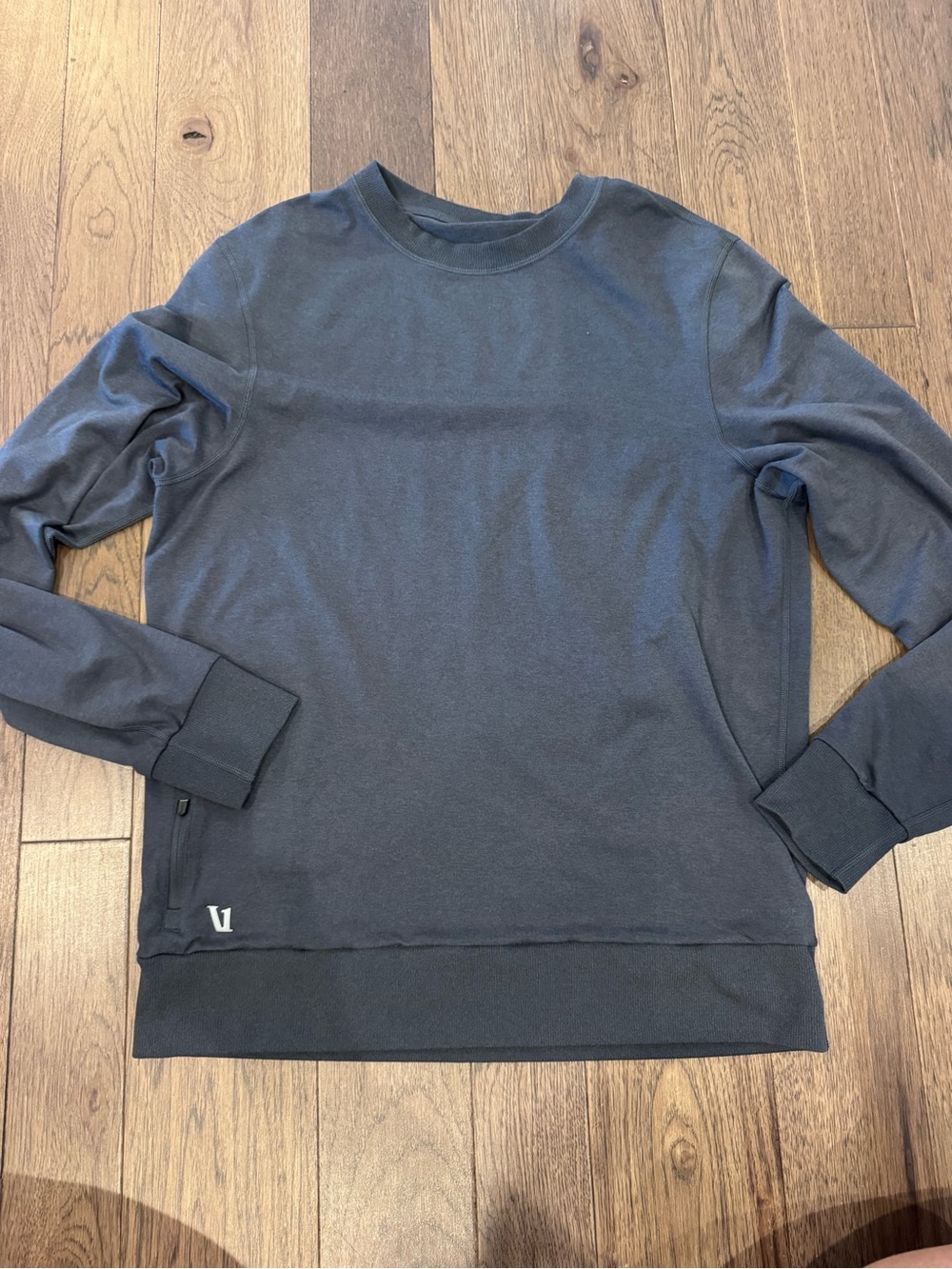 Vuori Men's  “Ponto Performance” Crewneck in Blue